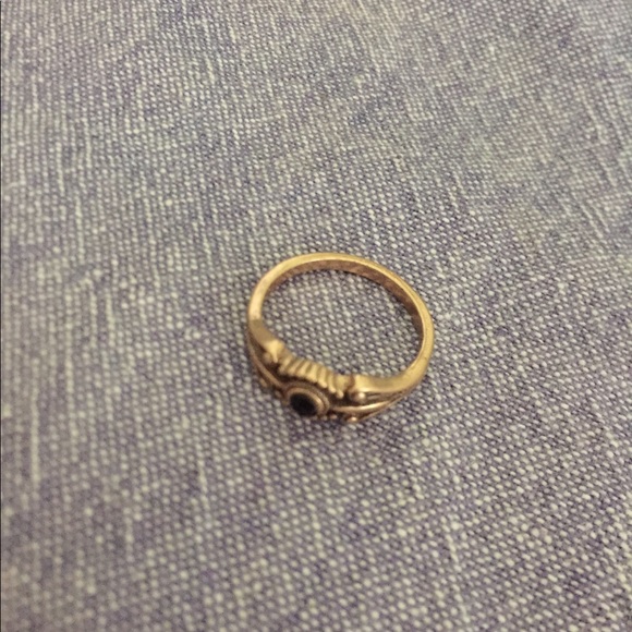 Gold ring - Picture 3 of 3